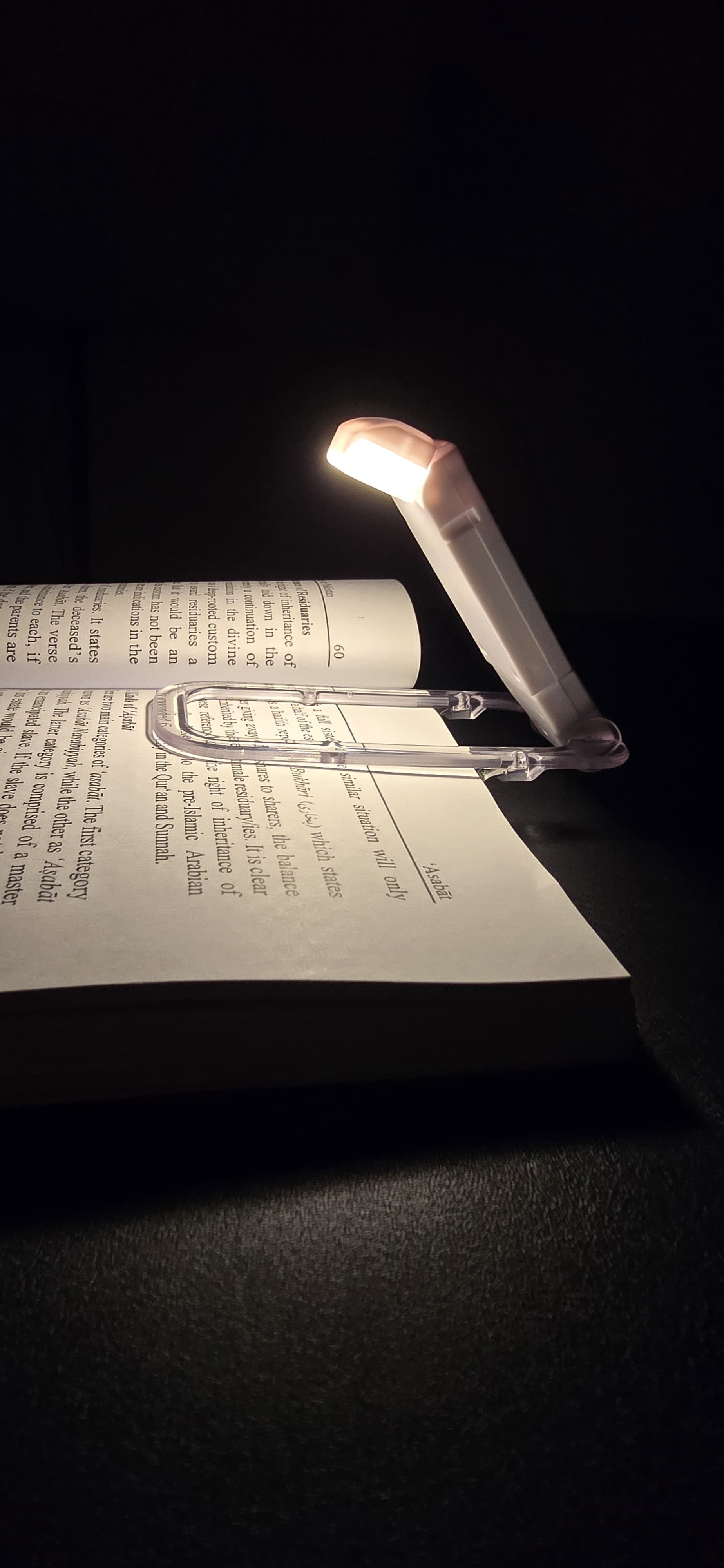 Clip-on Reading Lamp Compact Light